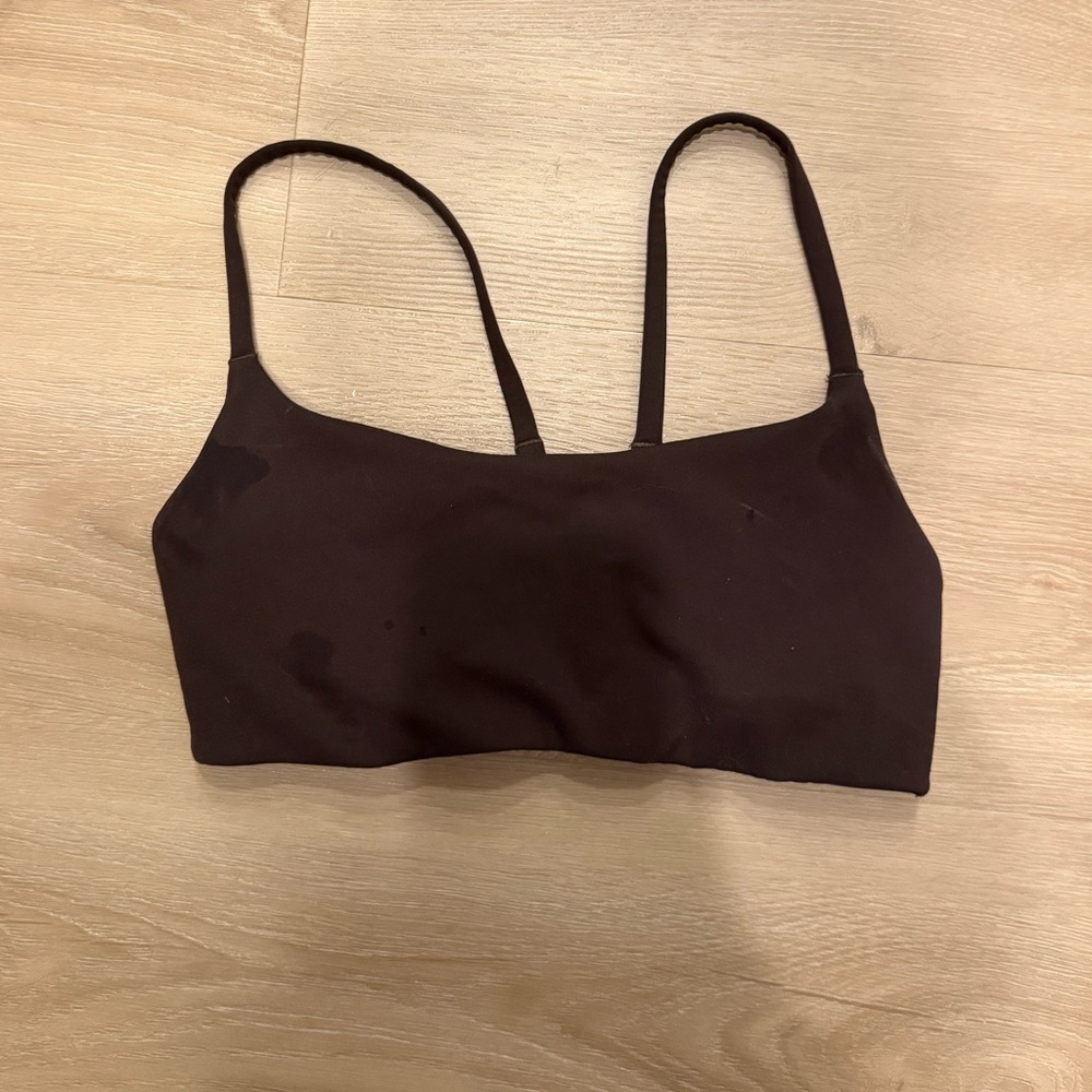 Wunder Train Strappy Sports Bra - 6, Espresso Brown
